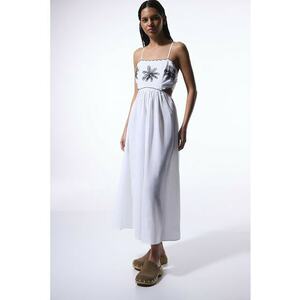 Rochie din amestec de in imagine