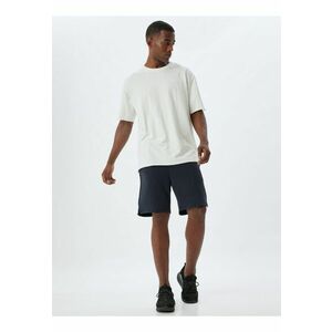 Pantaloni scurti uni cu buzunare laterale imagine