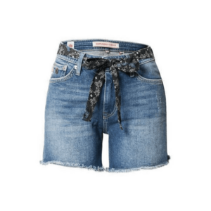 Blugi scurti cu frajuri - imagine