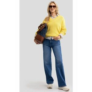 Pulover lejer cu decolteu in V Cyntiana imagine