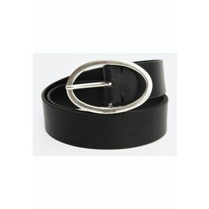 Curea de piele cu o catarama ovala argintie imagine