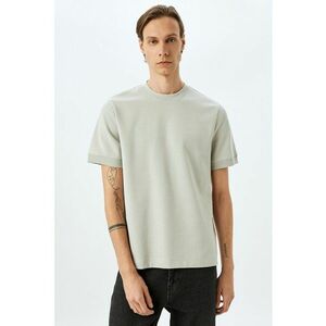 Tricou uni cu decolteu la baza gatului imagine