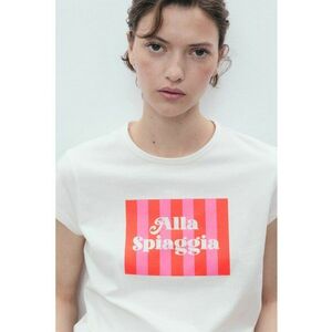 Tricou cu imprimeu si decolteu la baza gatului imagine