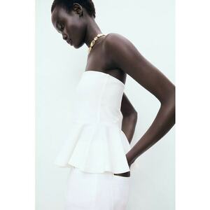 Top bandeau cu terminatii cu volane imagine