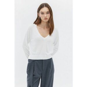 Pulover lejer cu decolteu in V imagine