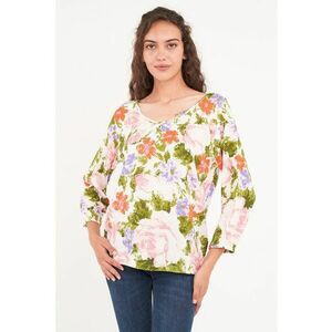 Bluza cu decolteu in V si model floral imagine
