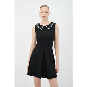 Rochie mini evazata cu guler Peter Pan cu strasuri imagine