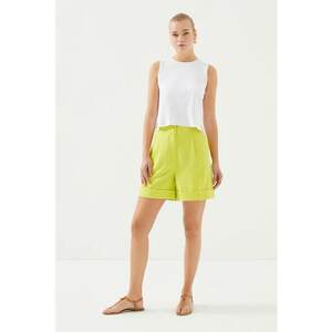 Pantaloni scurti cu croiala ampla si talie inalta imagine