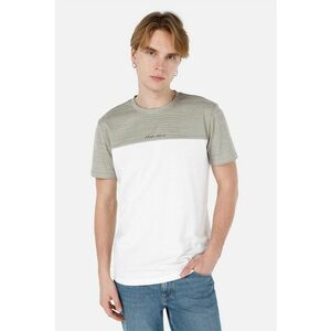 Tricou cu decolteu la baza gatului si aspect contrastant imagine