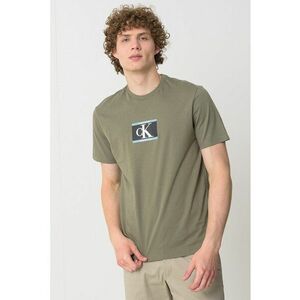 Tricou cu imprimeu si decolteu la baza gatului imagine