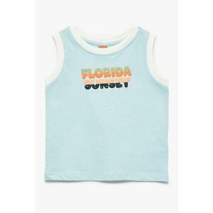 Tricou cu imprimeu grafic si decolteu la baza gatului imagine