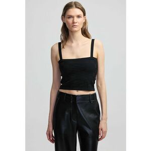 Top crop cu decolteu patrat imagine