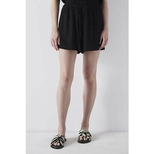 Pantaloni scurti cu fronseuri si snur imagine