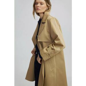 Trenci cu nasturi imagine