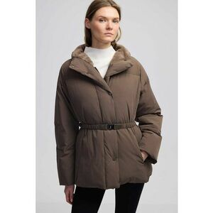 Geaca cu vatelina si o curea in talie imagine