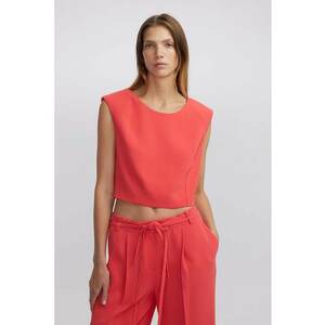 Top crop cu decolteu rotund imagine