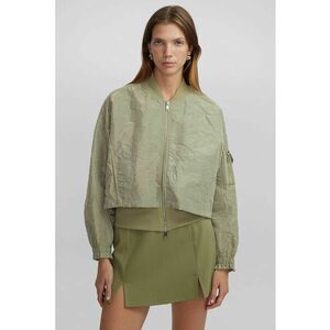 Jacheta cu maneci cazute imagine