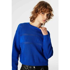 Pulover cu perforatii si text imagine