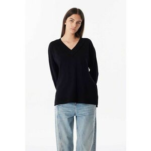 Pulover lejer cu decolteu in V imagine