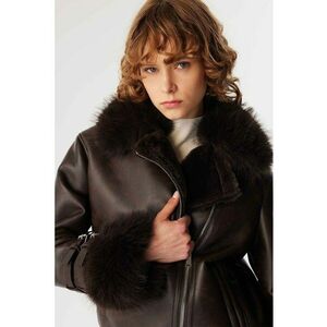 Palton lejer de piele ecologica cu garnituri de blana sintetica imagine