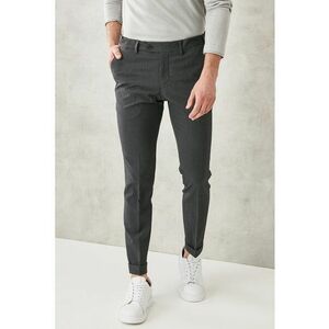 Pantaloni slim fit eleganti imagine
