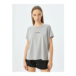 Tricou lejer cu decolteu la baza gatului imagine