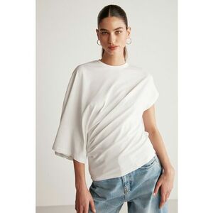 Bluza cu maneci asimetrice imagine