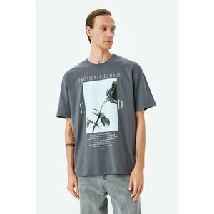 Tricou lejer cu model grafic imagine