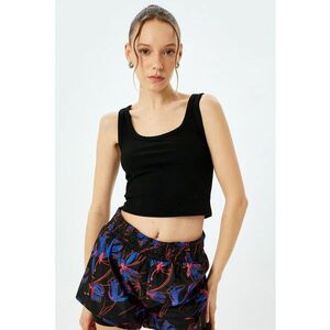 Top crop cu decolteu rotund imagine