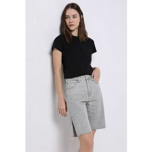 Blugi scurti cu talie inalta imagine