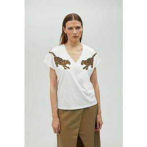 Tricou cu decolteu in V si aplicatii cu margele imagine