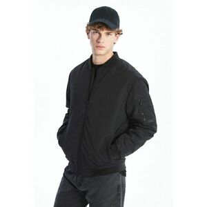 Jacheta bomber cu vatelina subtire imagine