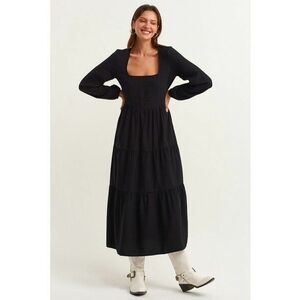 Rochie cu volane si decolteu patrat imagine