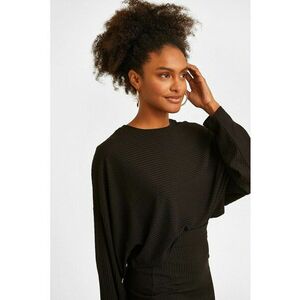 Pulover lejer cu maneci cazute imagine