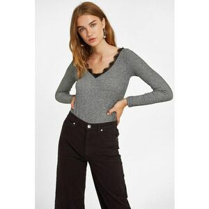 Bluza striata cu insertii din dantela imagine