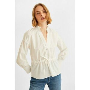 Camasa cu decupaj in V imagine