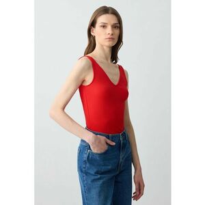 Top slim fit cu decolteu in V imagine