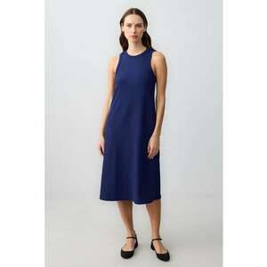 Rochie midi cu croiala dreapta si slit lateral imagine