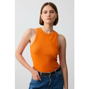 Top uni cu decolteu la baza gatului imagine