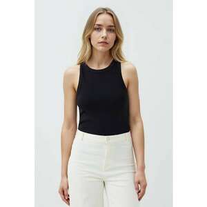 Top uni cu decolteu la baza gatului imagine