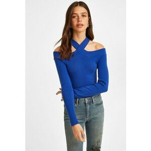 Pulover cu decolteu pe umeri imagine