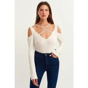 Bluza cu decupaje pe umeri si barete frontale incrucisate imagine