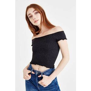 Top crop cu aspect stralucitor imagine