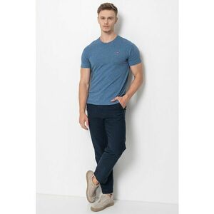 Tricou cu decolteu la baza gatului imagine