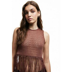 Tricou tricotat cu canafi imagine