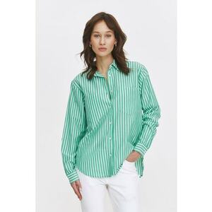 Camasa in dungi cu mansete cu nasturi imagine