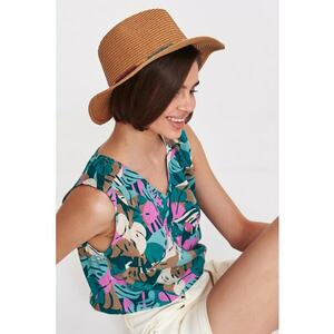 Tricou fara maneci - cu model si decolteu in V imagine