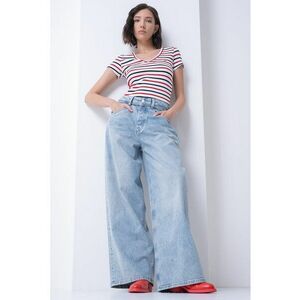 Blugi cu croiala ampla imagine