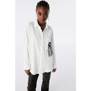 Camasa cu buzunar pe piept imagine