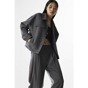 Jacheta lejera cu maneci cazute imagine